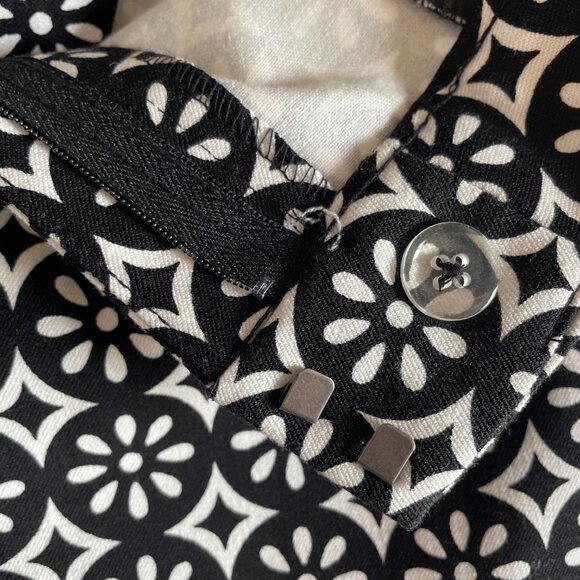 Old Navy The Diva Skinny Ankle Black White Flower Print Stretch Fit Pants 12R - Picture 8 of 15